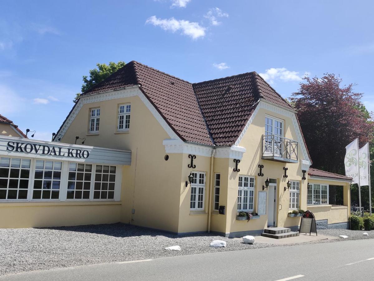Skovdal Kro Jelling Esterno foto